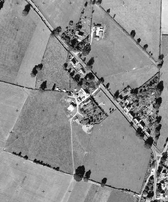 Eversley Road south of Arborfield Cross, showing Targett's Farm and Duck's Nest Farm