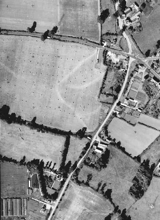 Reading Road, 5-way cross-roads and Swallowfield Road