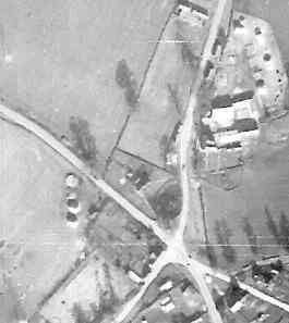 Arborfield Cross, with the pond and Pond Cottages visible opposite the 'Bull' public house