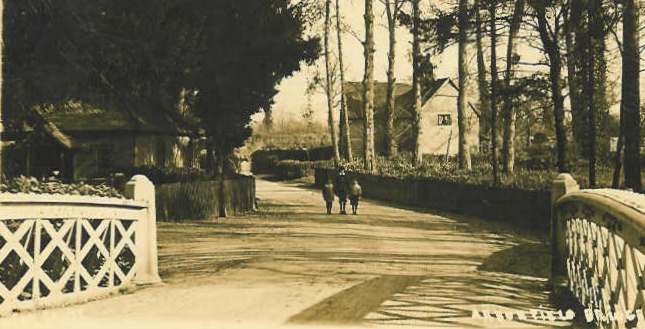 Arborfield Bridge, looking towards Arborfield