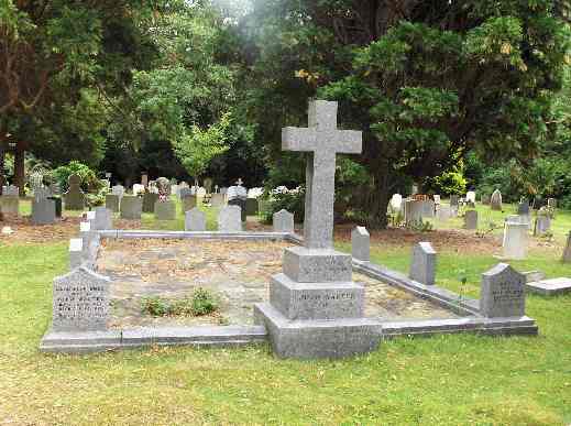 The Walter family memorial in Bearwood churchyard, with John Walter II at the head