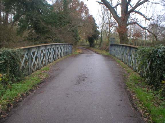Kingsbridge, River Loddon, Swallowfield, near Lamb's Lane junction