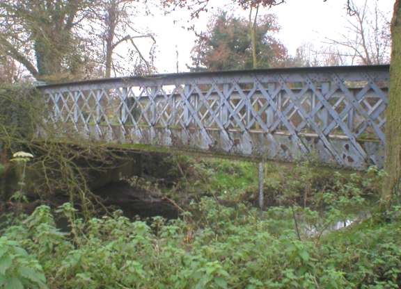 Kinsgbridge from the riverside, with a depth gauge next to it.